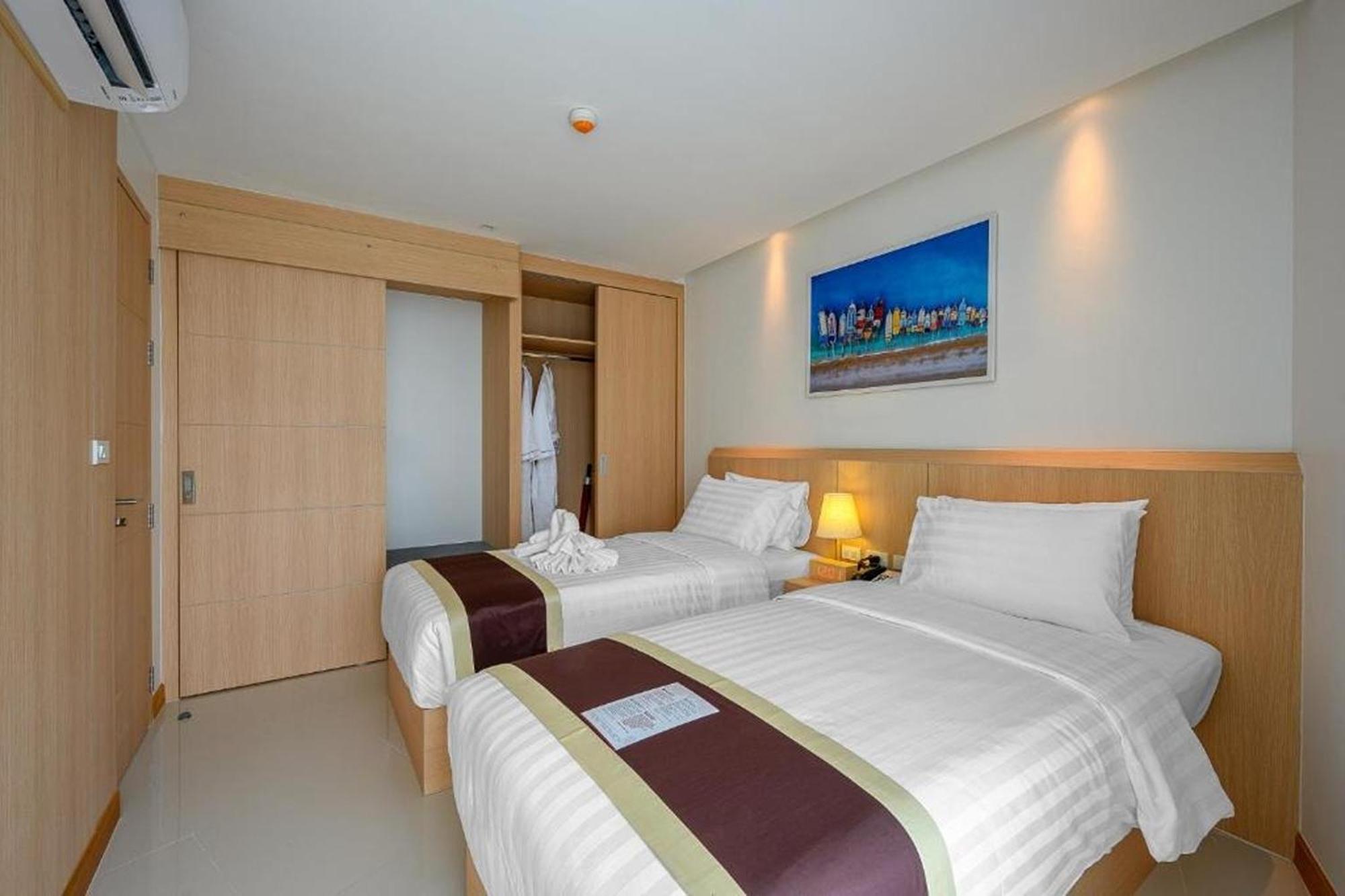 The Beachfront Hotel Phuket Rawai Zewnętrze zdjęcie