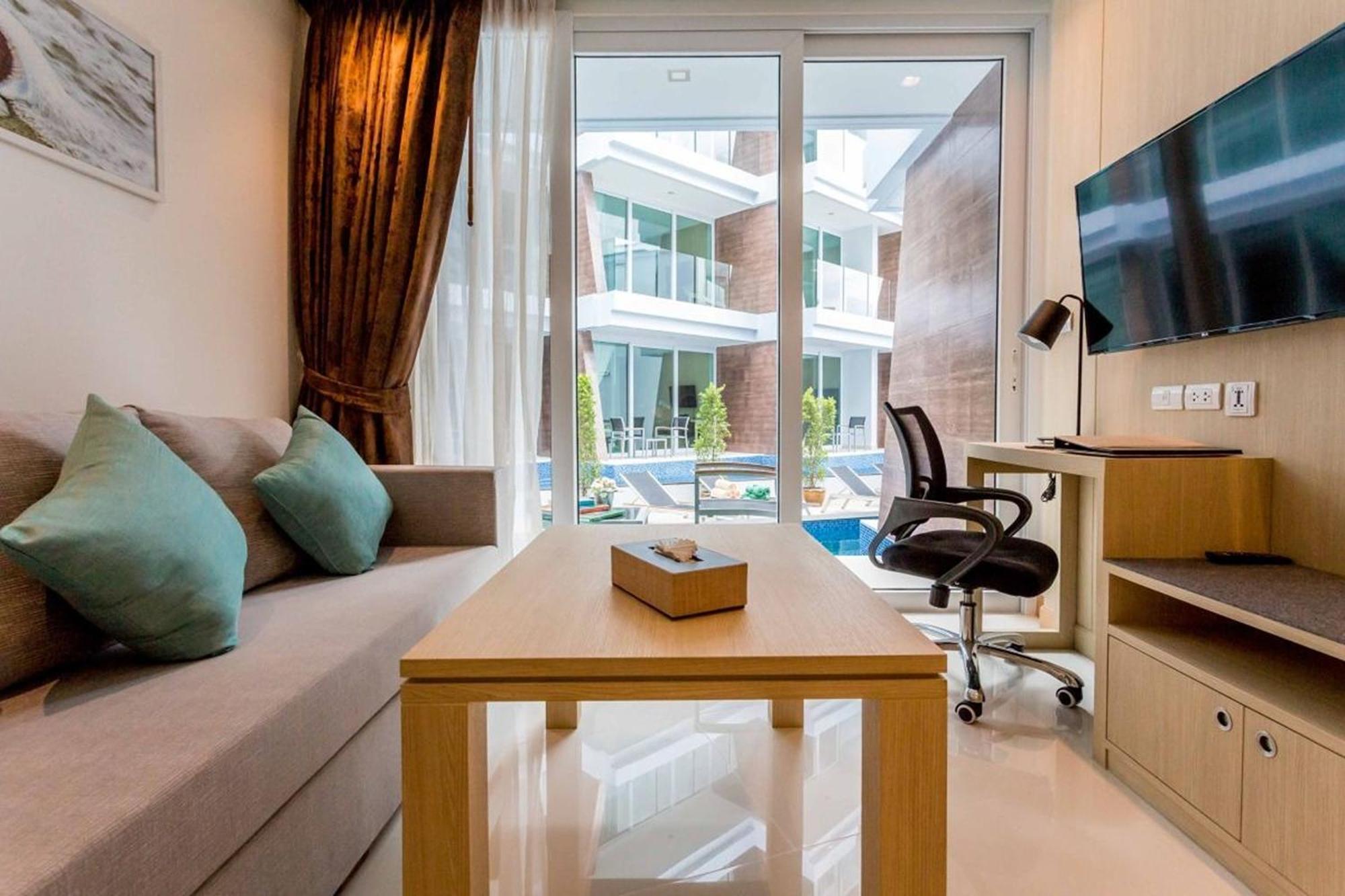 The Beachfront Hotel Phuket Rawai Zewnętrze zdjęcie