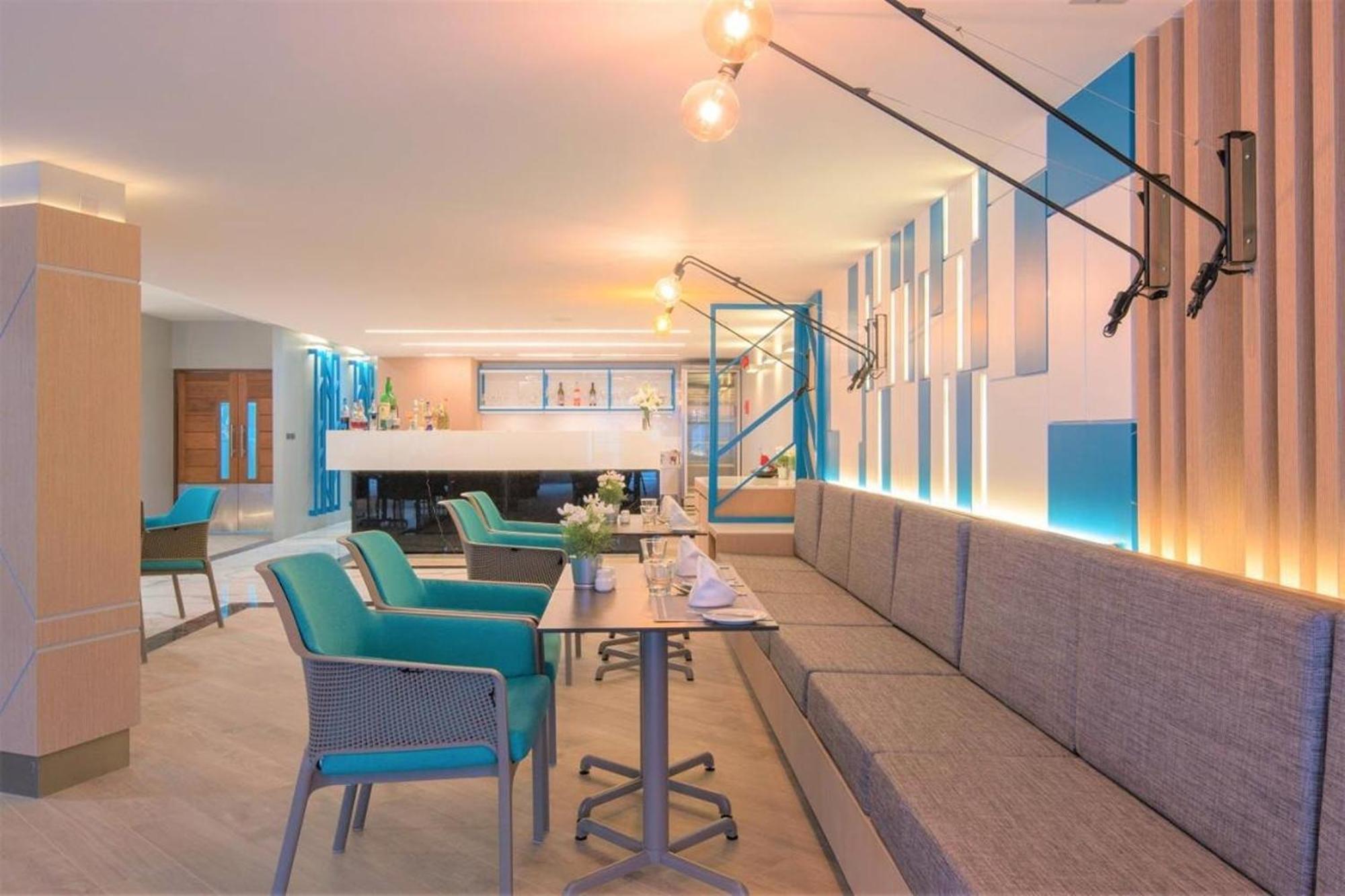 The Beachfront Hotel Phuket Rawai Zewnętrze zdjęcie